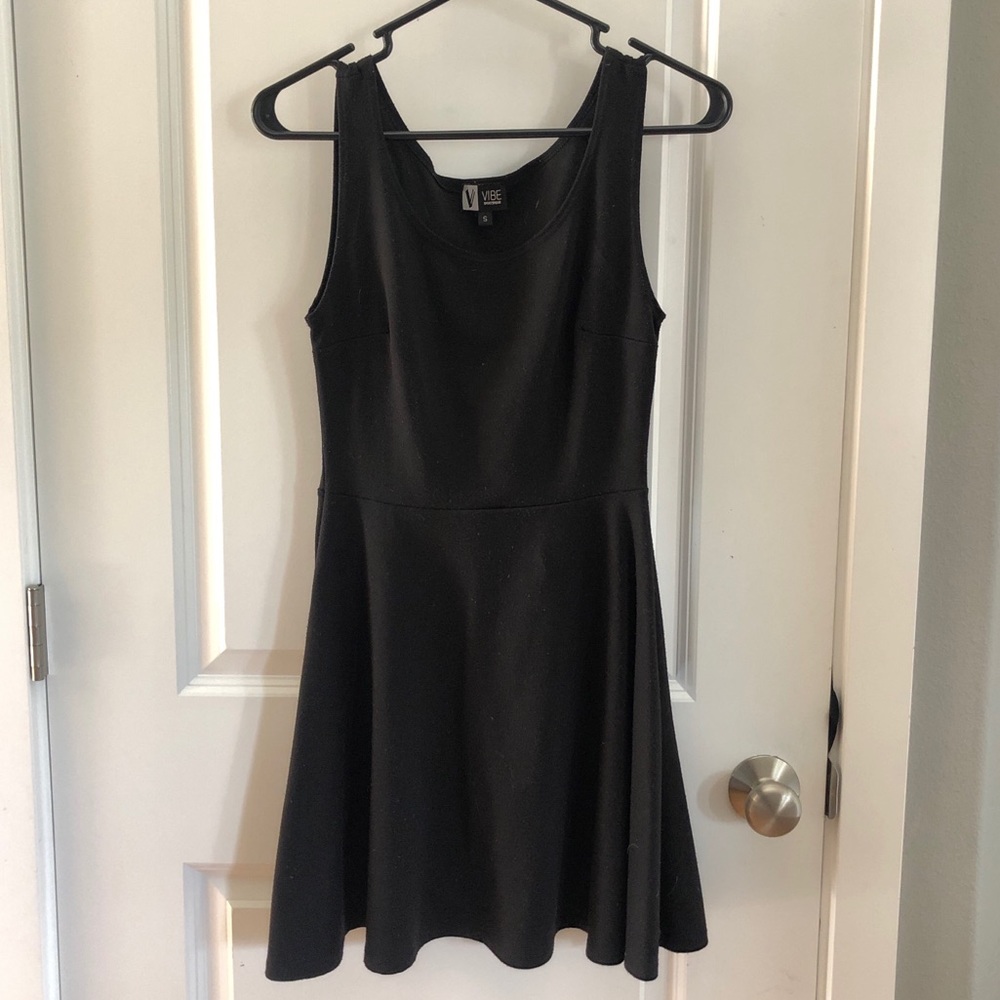 Vibe Dress